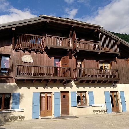 La Ferme d'Henriette, à Samoëns Exterior foto