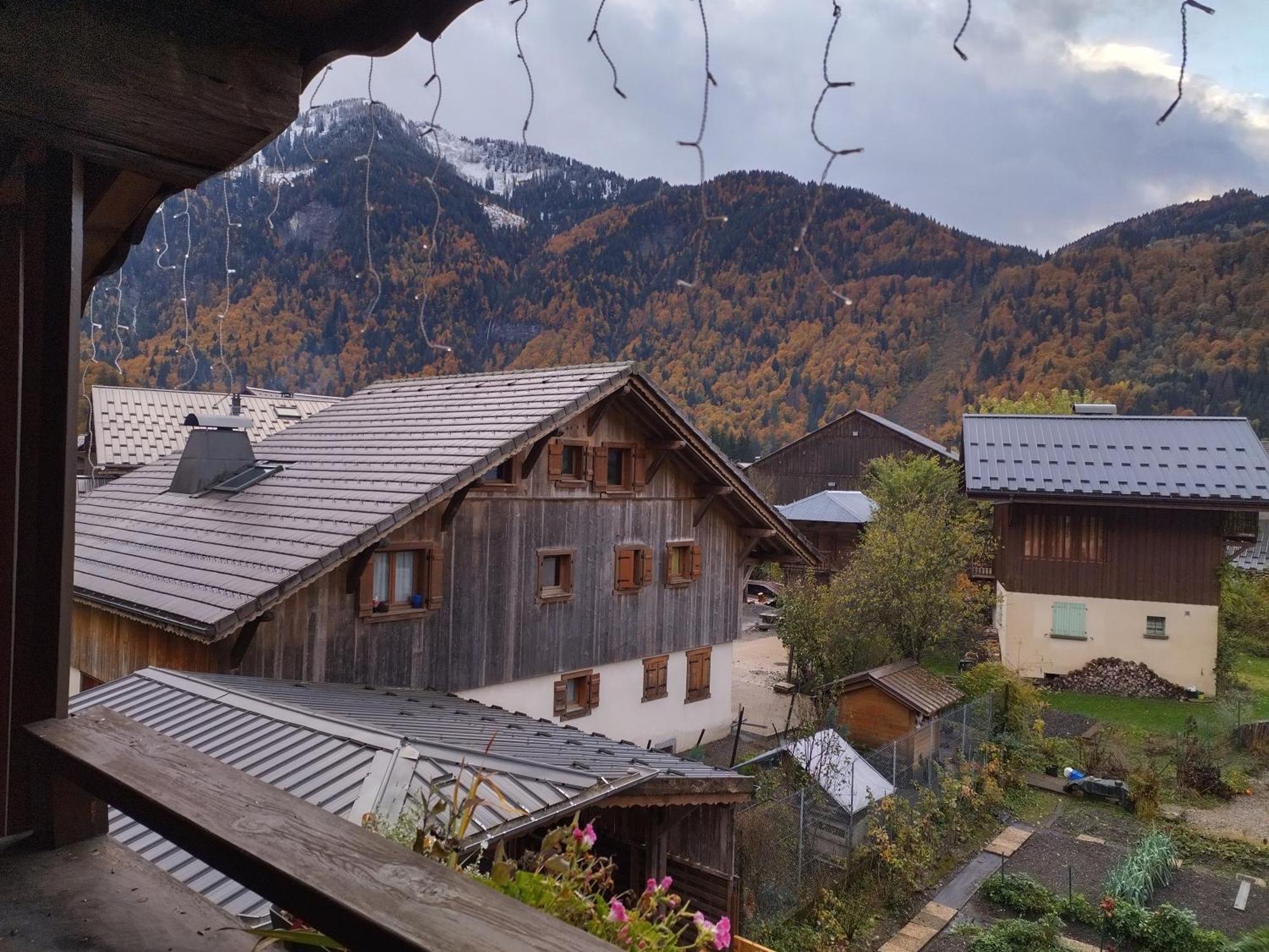 La Ferme d'Henriette, à Samoëns Exterior foto