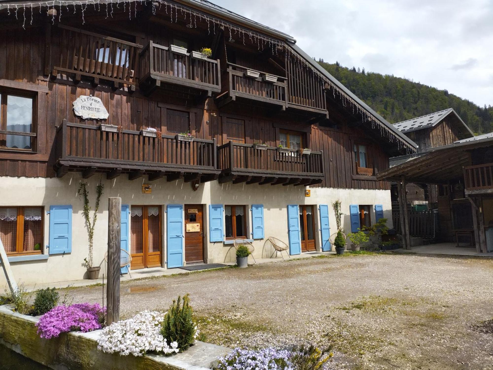 La Ferme d'Henriette, à Samoëns Exterior foto